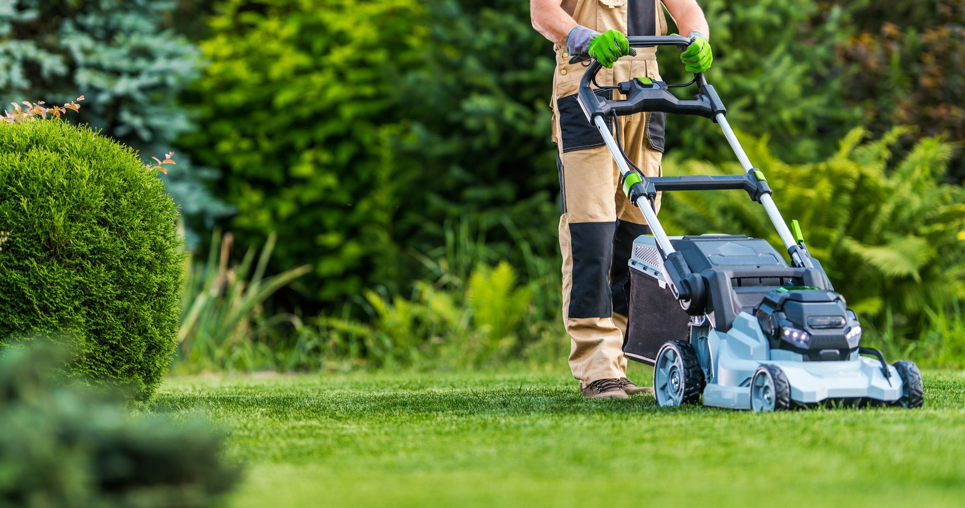 Green Lawns Solutions Shares Lawn Mowing Dos and Don’ts: Common Mistakes to Avoid in Florida’s Unique Climate